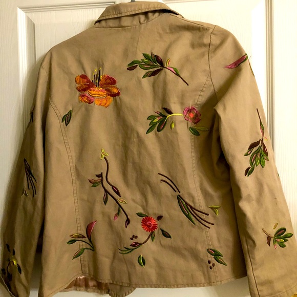 Brown Flower Jacket - Picture 2 of 4